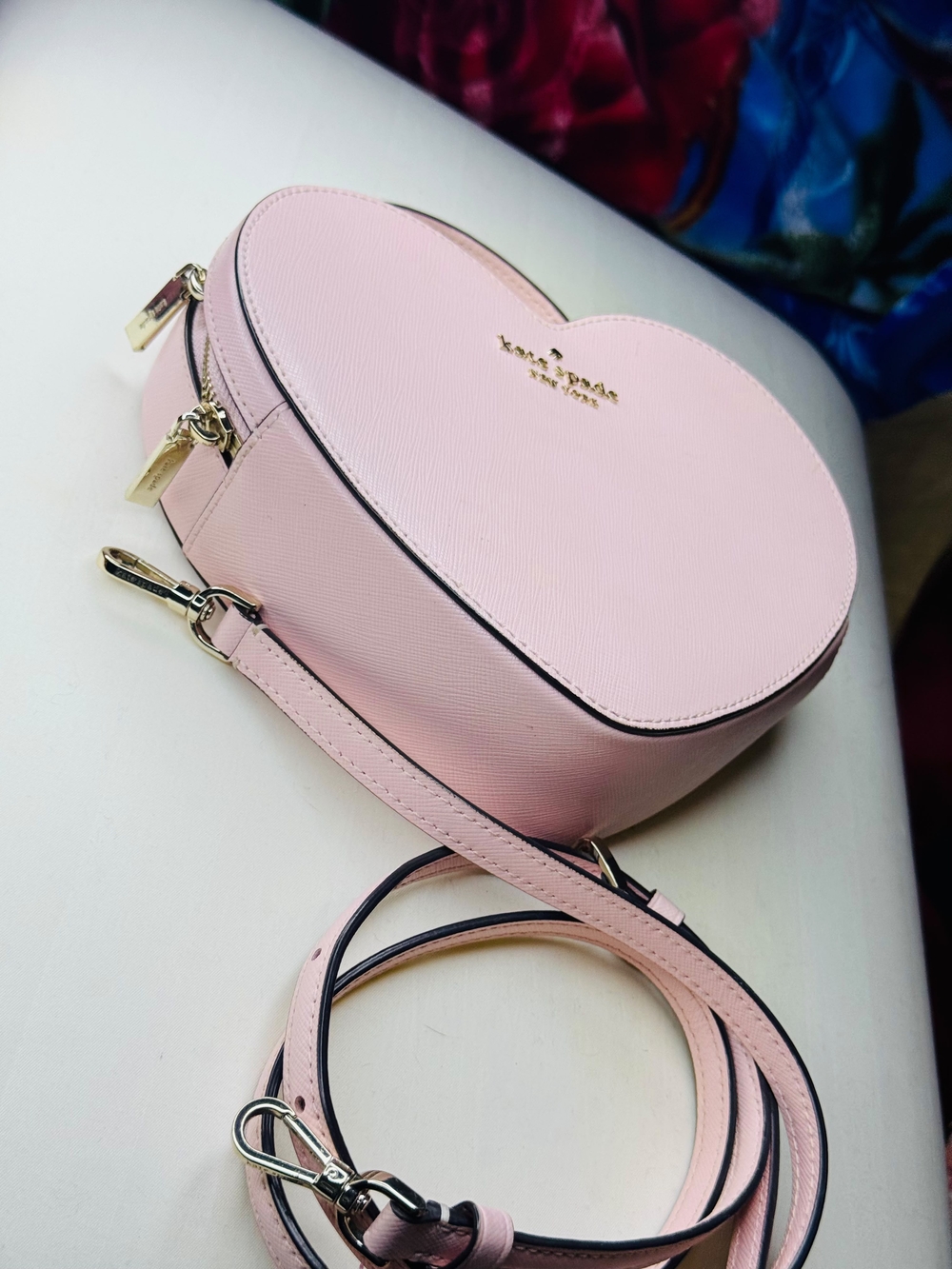 Kate Spade Heart Shack Heart Shape Crossbody Bag - Picture 16 of 16
